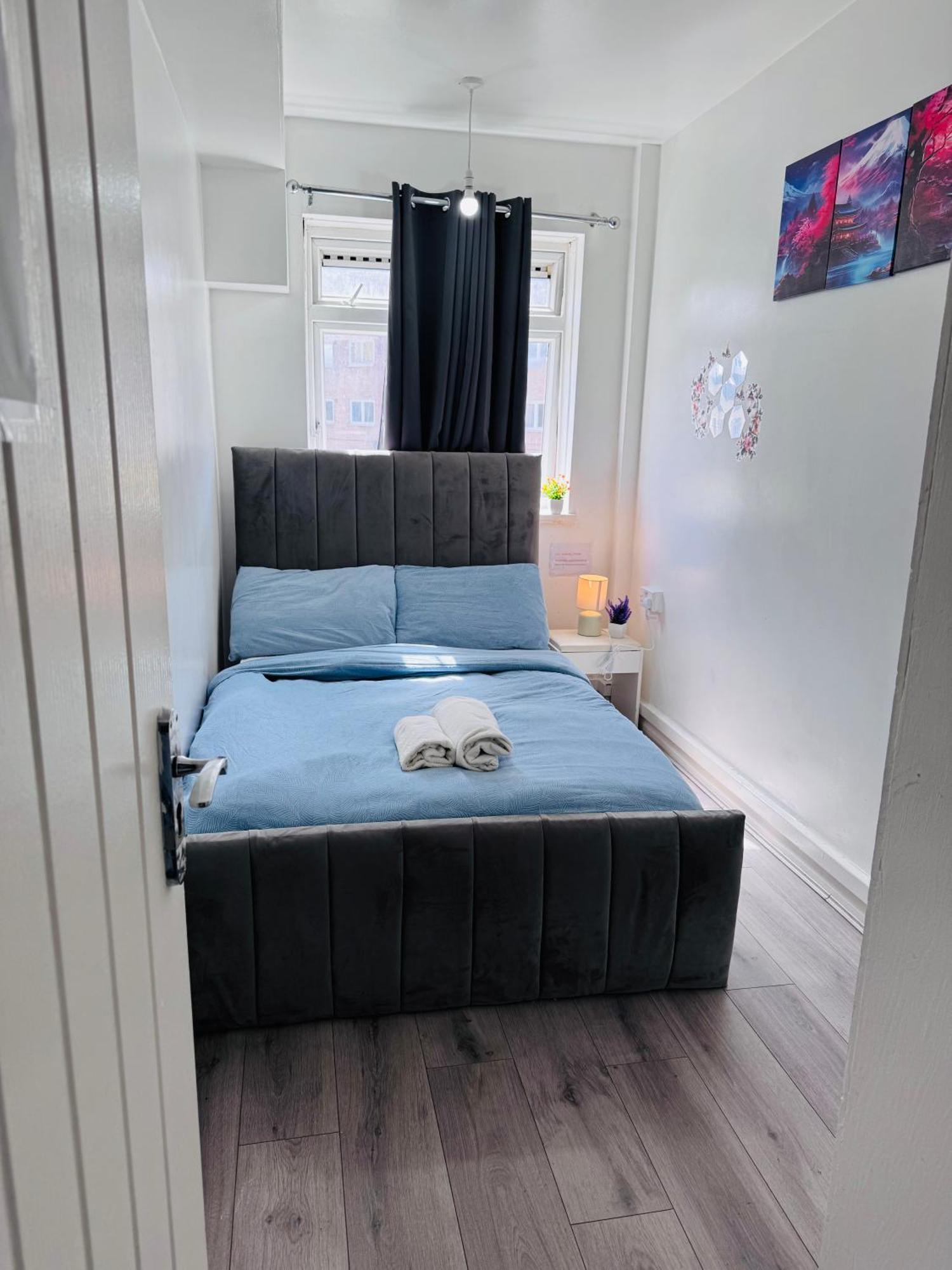 Modern Room In A 4 Bedroom Flat In London, Shared Bathroom! Dış mekan fotoğraf